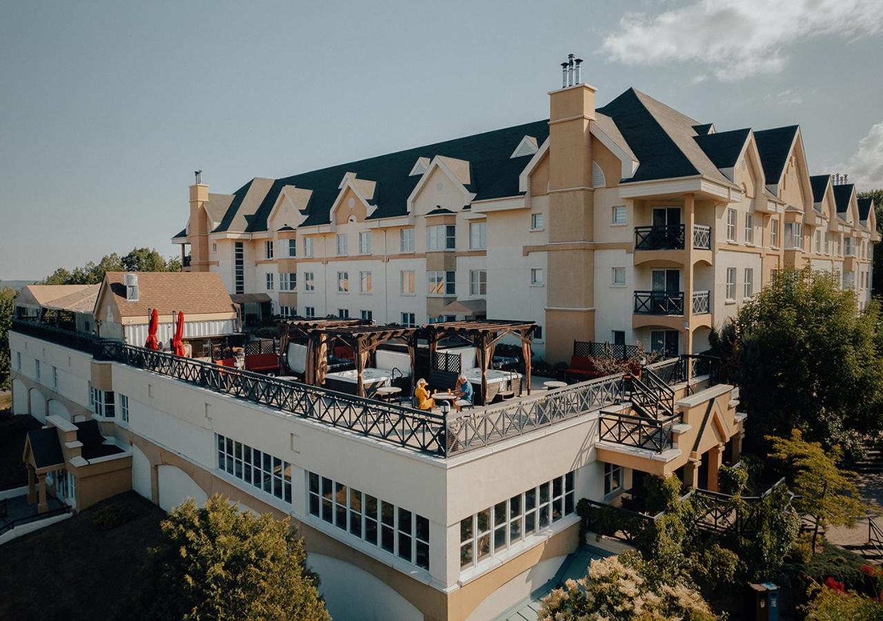 Hotel Chateau Бромон Екстериор снимка