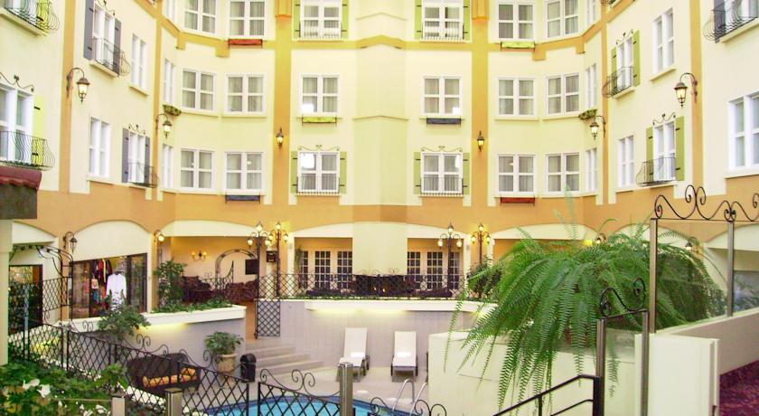 Hotel Chateau Бромон Екстериор снимка